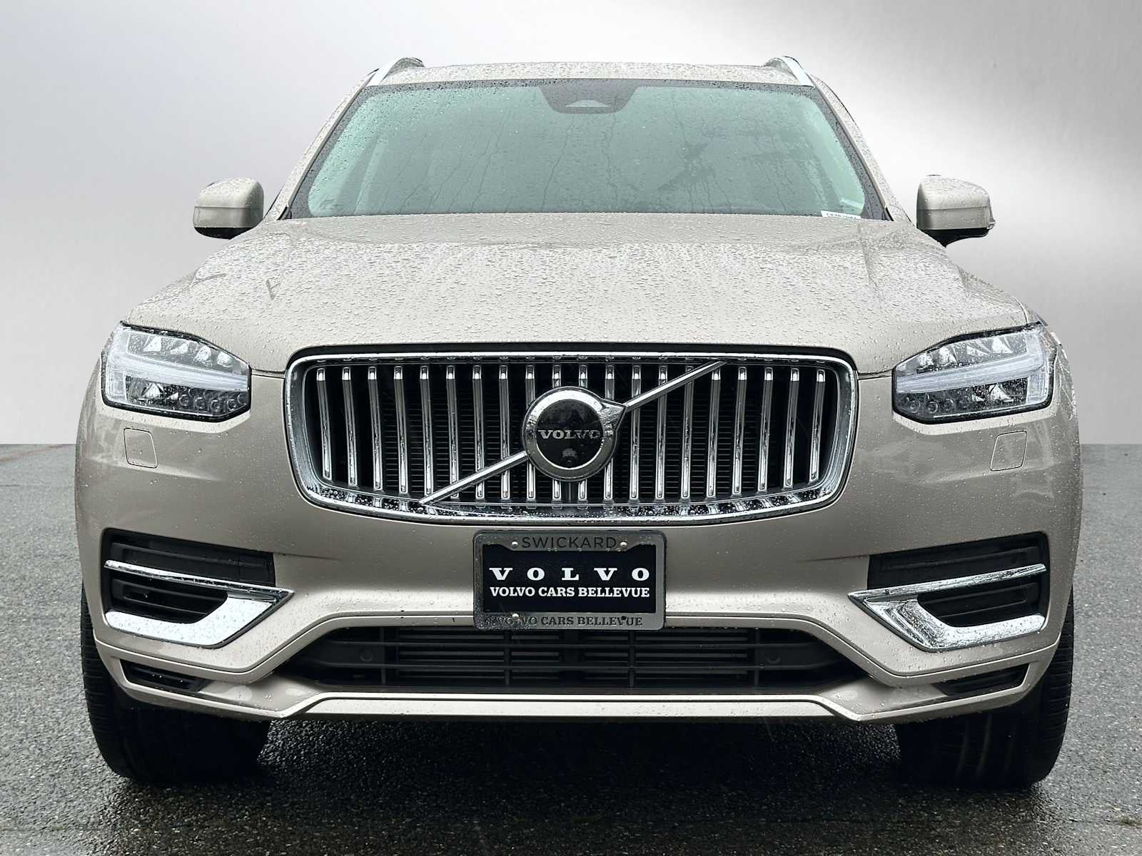 2023 Volvo XC90 Recharge Plug-In Hybrid Ultimate Bright Theme