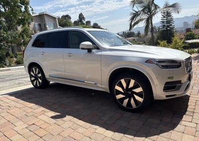 2023 Volvo XC90 Recharge Plug-In Hybrid Ultimate Bright Theme