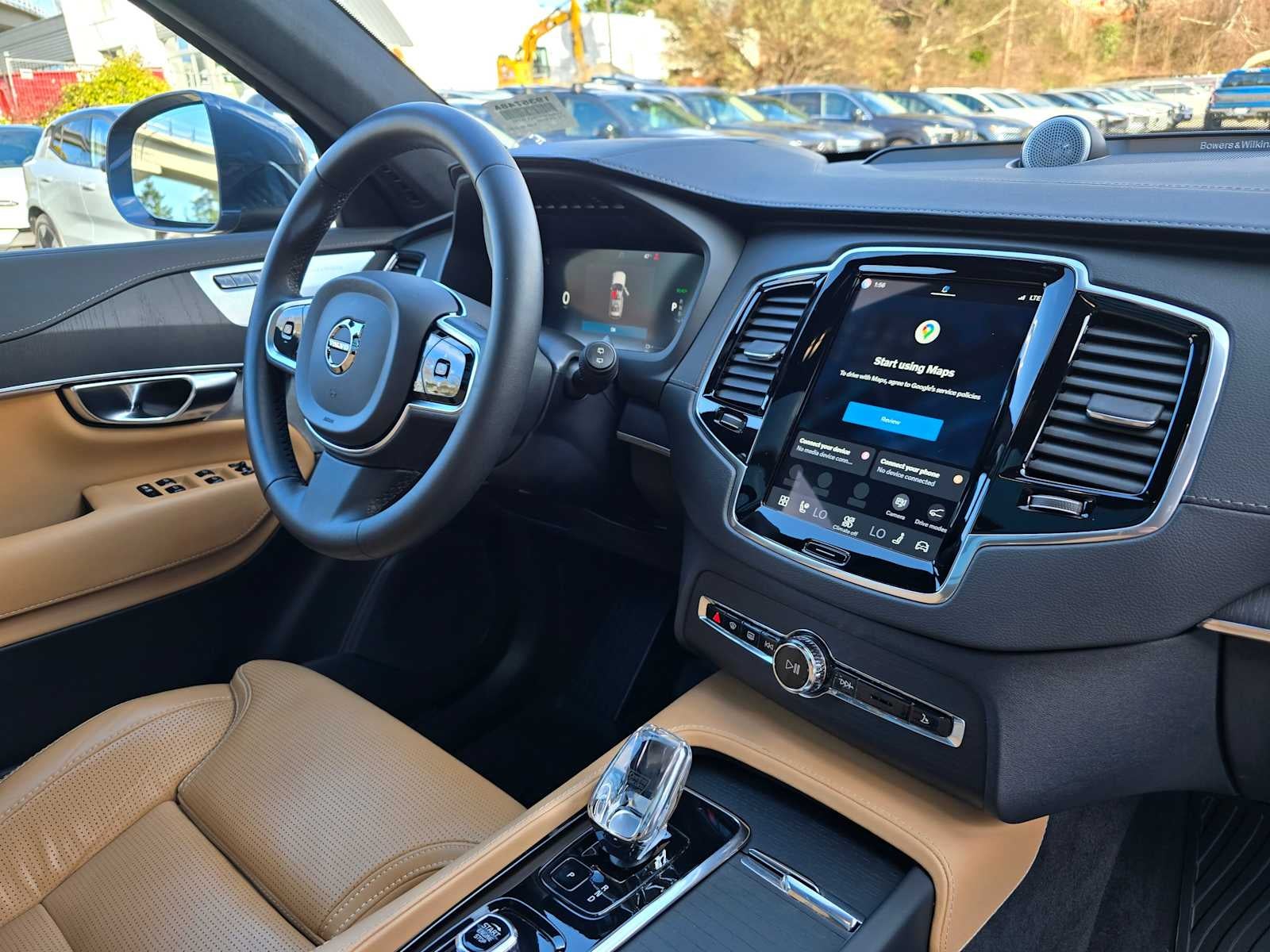 2023 Volvo XC90 Recharge Plug-In Hybrid Ultimate Bright Theme