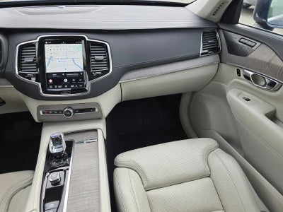 2023 Volvo XC90 Recharge Plug-In Hybrid Ultimate Bright Theme