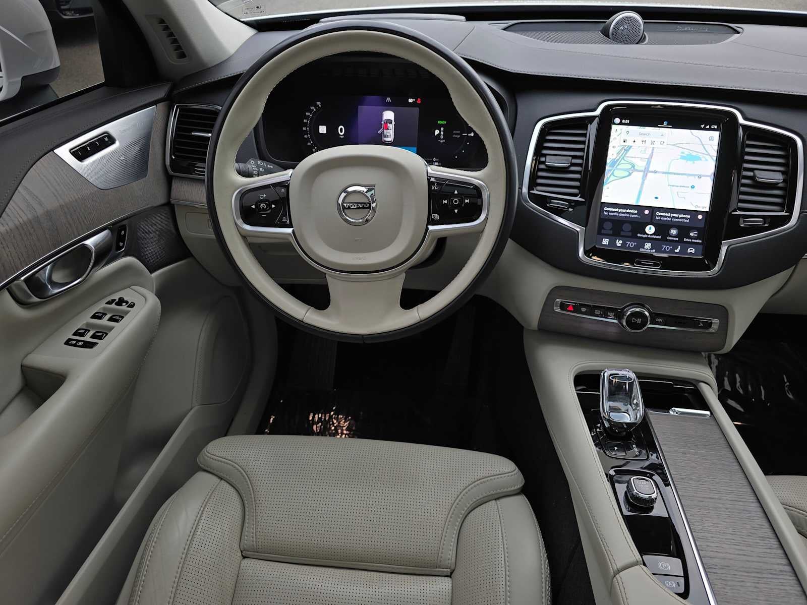 2023 Volvo XC90 Recharge Plug-In Hybrid Ultimate Bright Theme