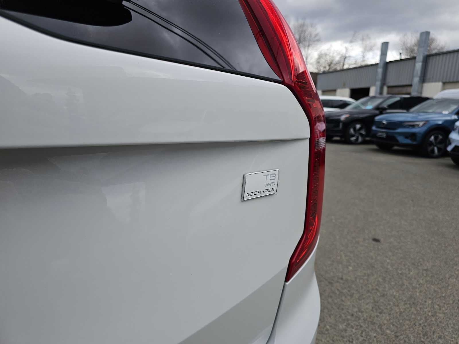 2023 Volvo XC90 Recharge Plug-In Hybrid Ultimate Bright Theme