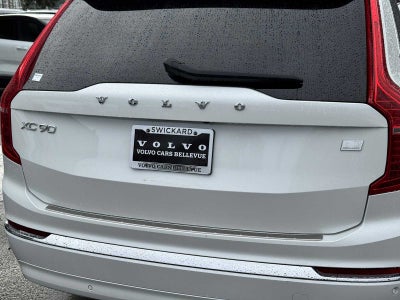 2023 Volvo XC90 Recharge Plug-In Hybrid Ultimate Bright Theme
