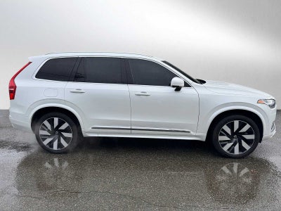 2023 Volvo XC90 Recharge Plug-In Hybrid Ultimate Bright Theme