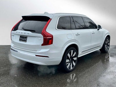 2023 Volvo XC90 Recharge Plug-In Hybrid Ultimate Bright Theme
