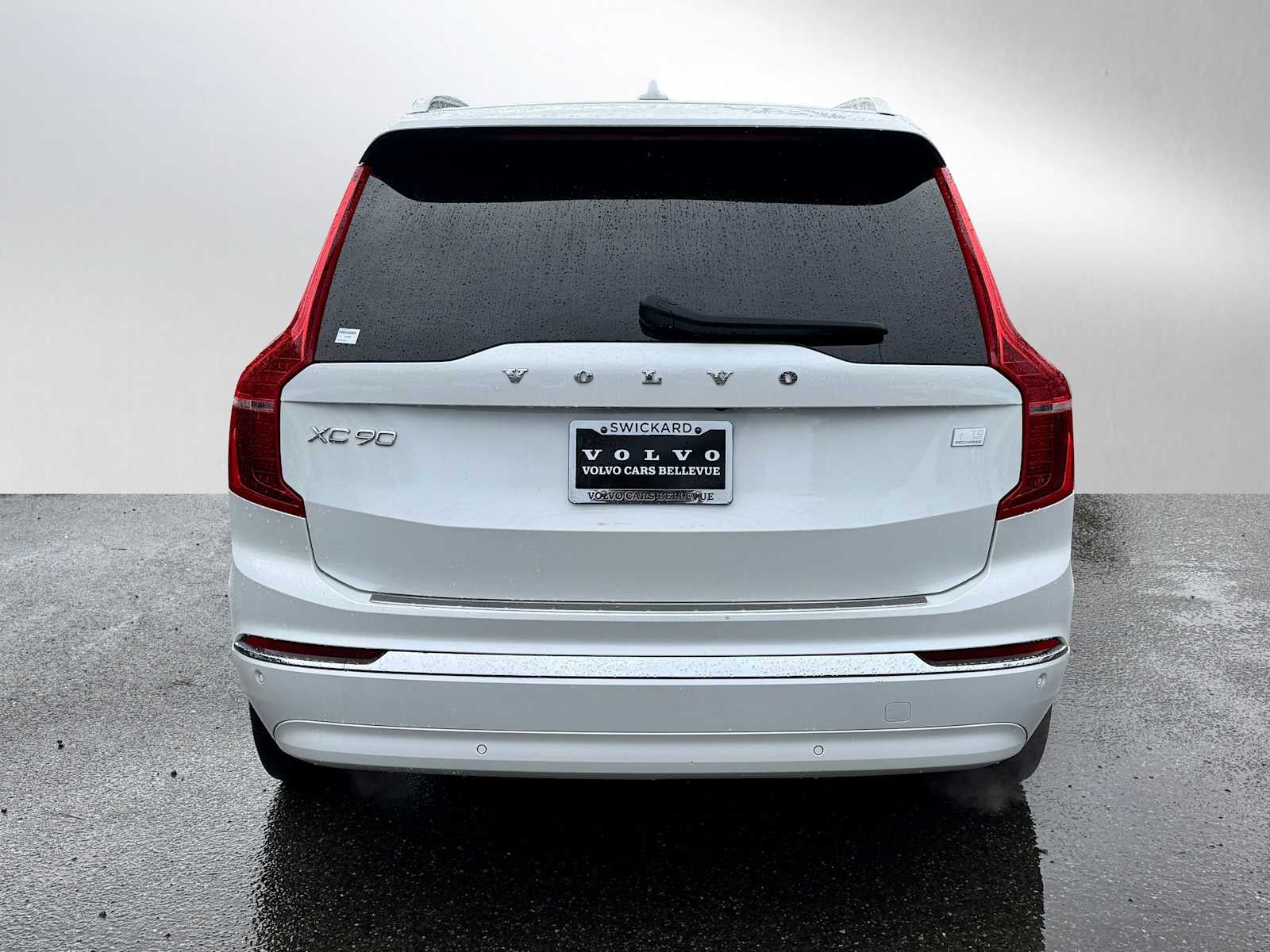 2023 Volvo XC90 Recharge Plug-In Hybrid Ultimate Bright Theme