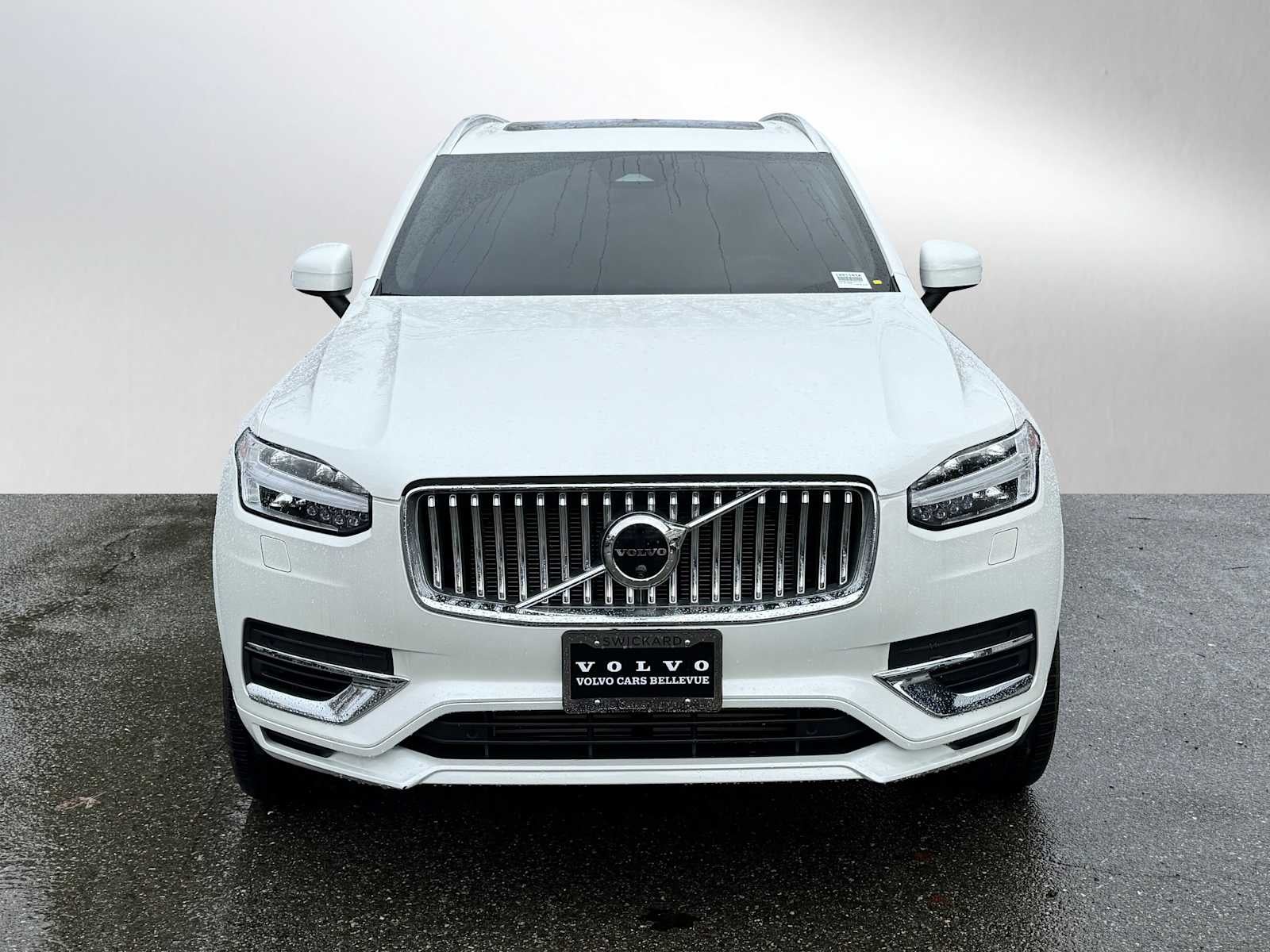 2023 Volvo XC90 Recharge Plug-In Hybrid Ultimate Bright Theme