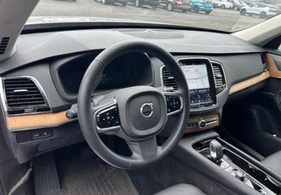2024 Volvo XC90 Recharge Plug-In Hybrid Plus Bright Theme