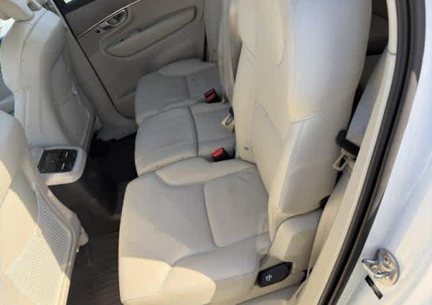 2024 Volvo XC90 Recharge Plug-In Hybrid Plus Bright Theme