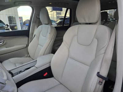 2024 Volvo XC90 Recharge Plug-In Hybrid Plus Bright Theme