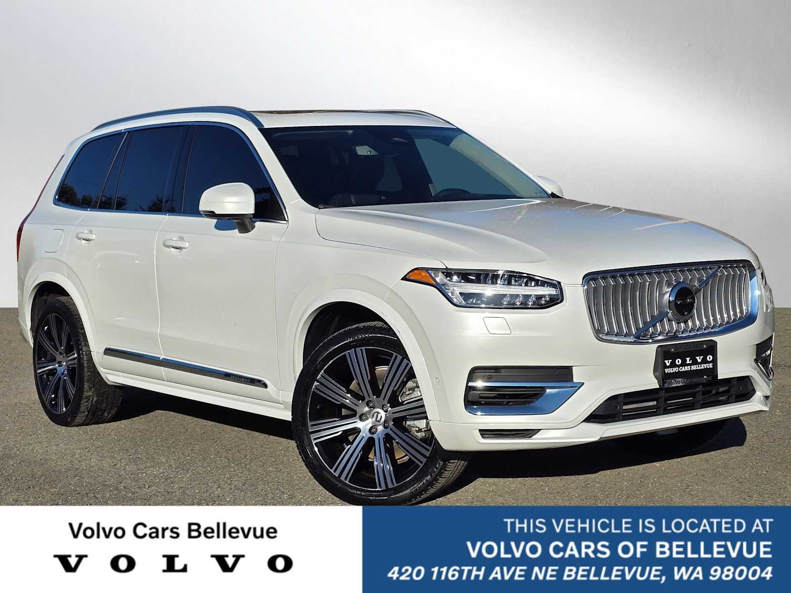 2024 Volvo XC90 Recharge Plug-In Hybrid Ultimate Bright Theme