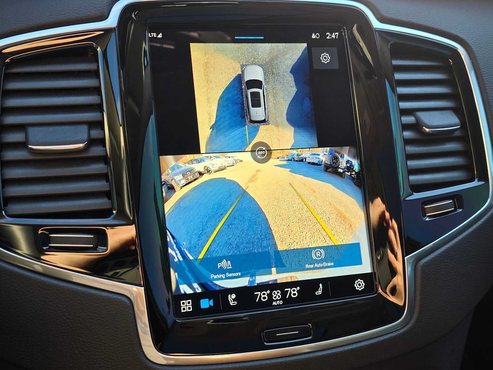 2024 Volvo XC90 Recharge Plug-In Hybrid Ultimate Bright Theme