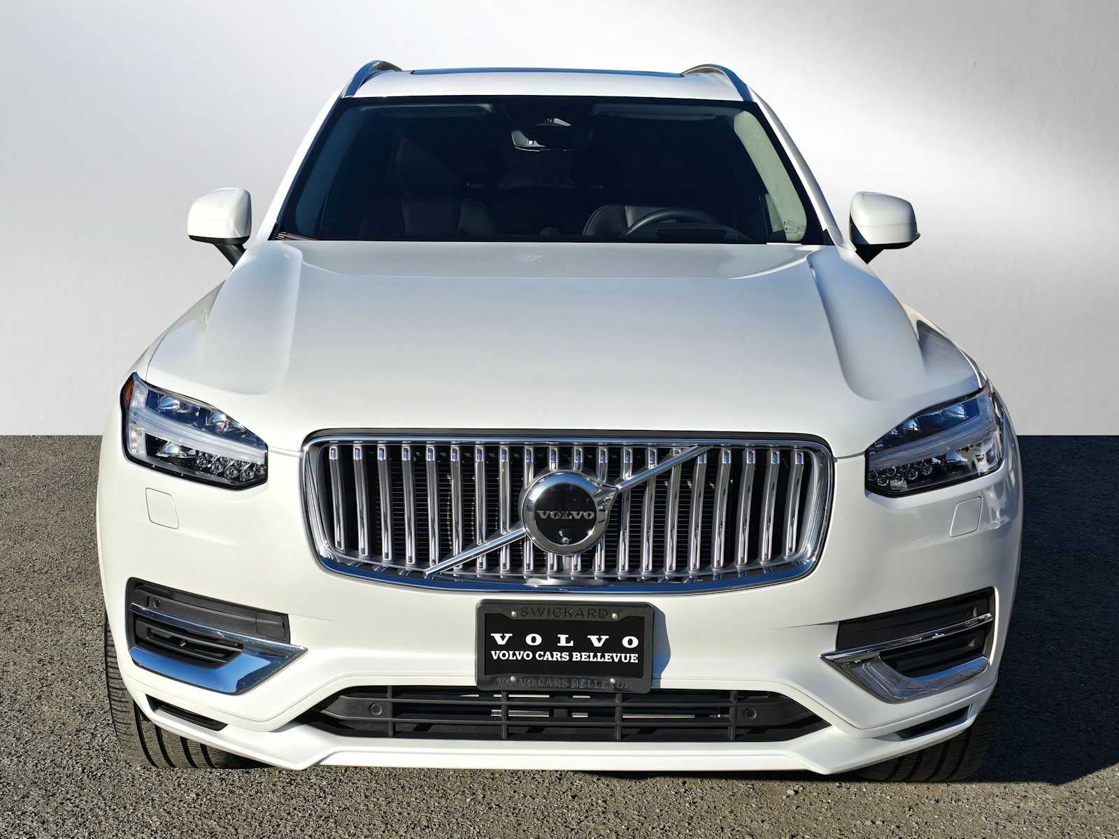 2024 Volvo XC90 Recharge Plug-In Hybrid Ultimate Bright Theme