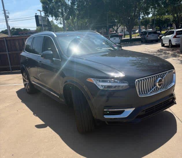 2024 Volvo XC90 Recharge Plug-In Hybrid Ultimate Bright Theme