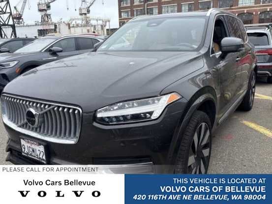 2024 Volvo XC90 Recharge Plug-In Hybrid Ultimate Bright Theme