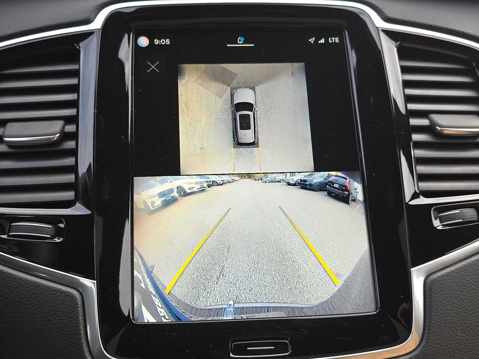 2024 Volvo XC90 Recharge Plug-In Hybrid Ultimate Bright Theme