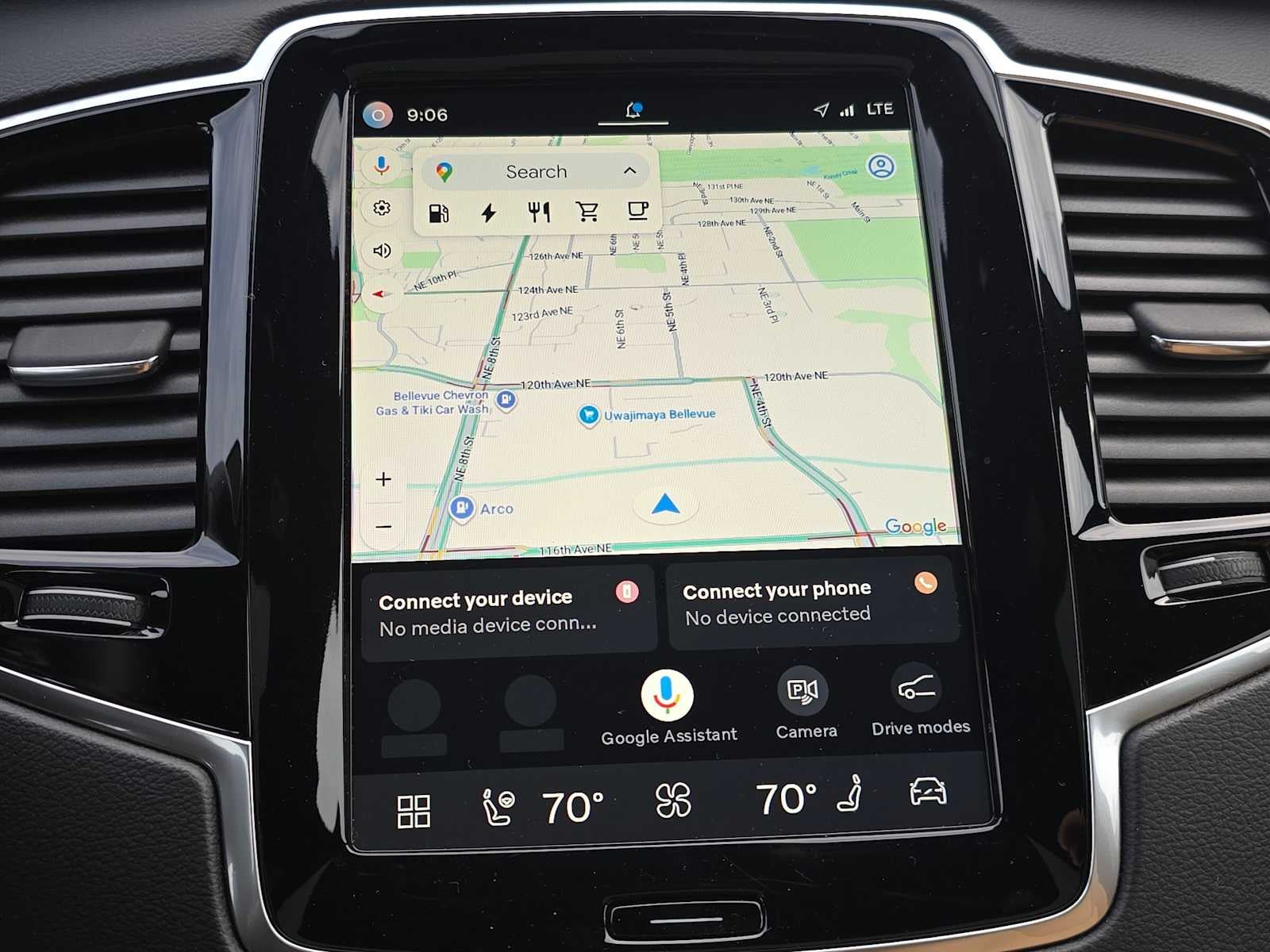 2024 Volvo XC90 Recharge Plug-In Hybrid Ultimate Bright Theme