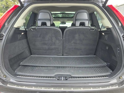 2024 Volvo XC90 Recharge Plug-In Hybrid Ultimate Bright Theme