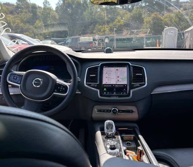 2024 Volvo XC90 Recharge Plug-In Hybrid Ultimate Bright Theme