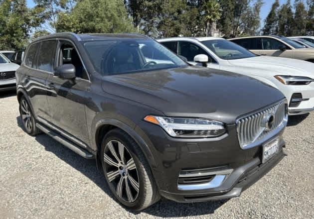 2024 Volvo XC90 Recharge Plug-In Hybrid Ultimate Bright Theme