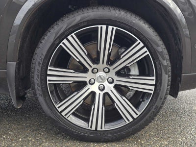 2024 Volvo XC90 Recharge Plug-In Hybrid Ultimate Bright Theme