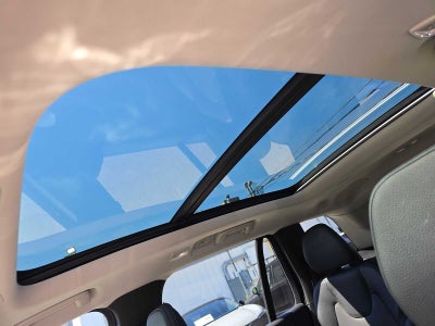 2023 Volvo XC90 Recharge Plug-In Hybrid Plus Bright Theme
