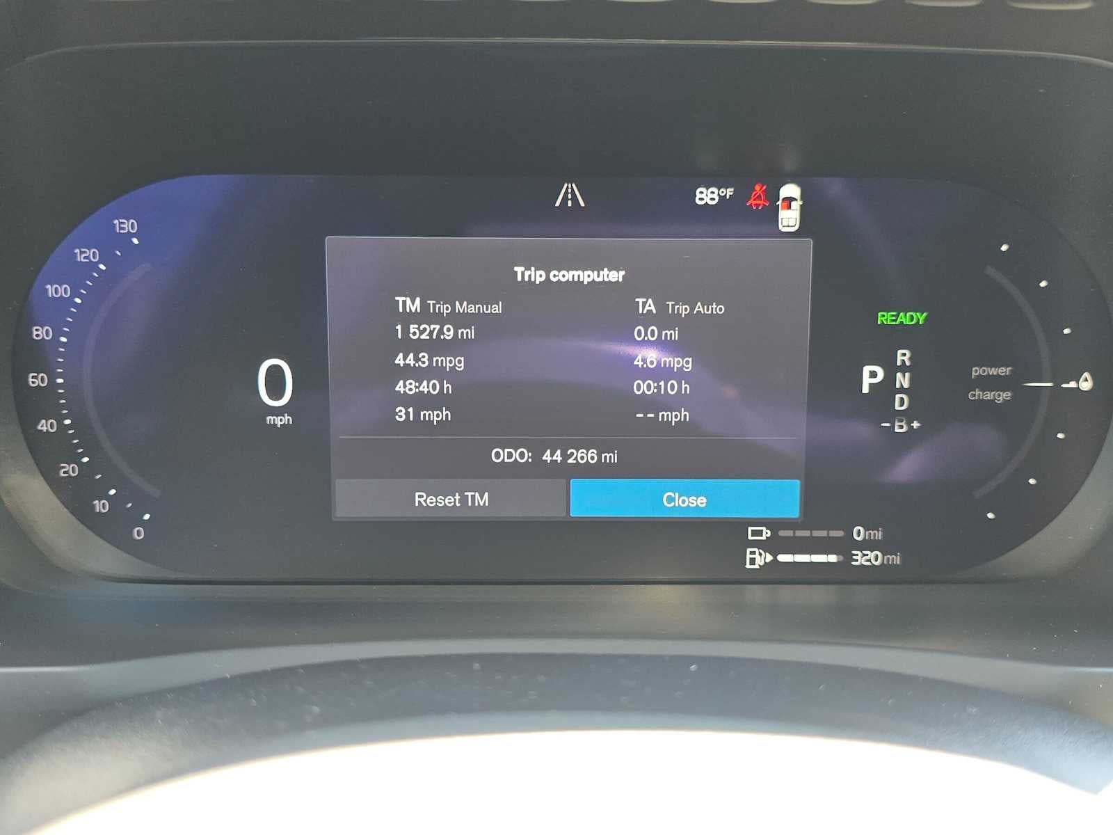 2023 Volvo XC90 Recharge Plug-In Hybrid Plus Bright Theme