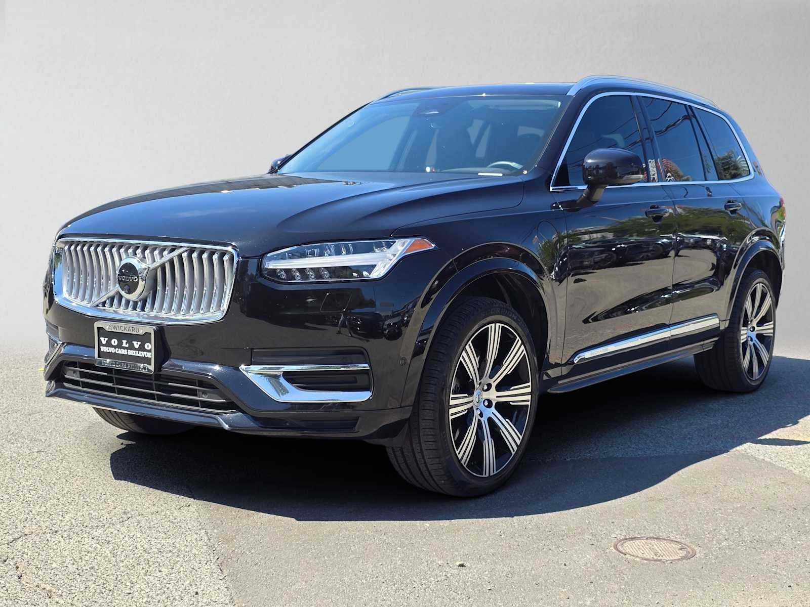 2023 Volvo XC90 Recharge Plug-In Hybrid Plus Bright Theme