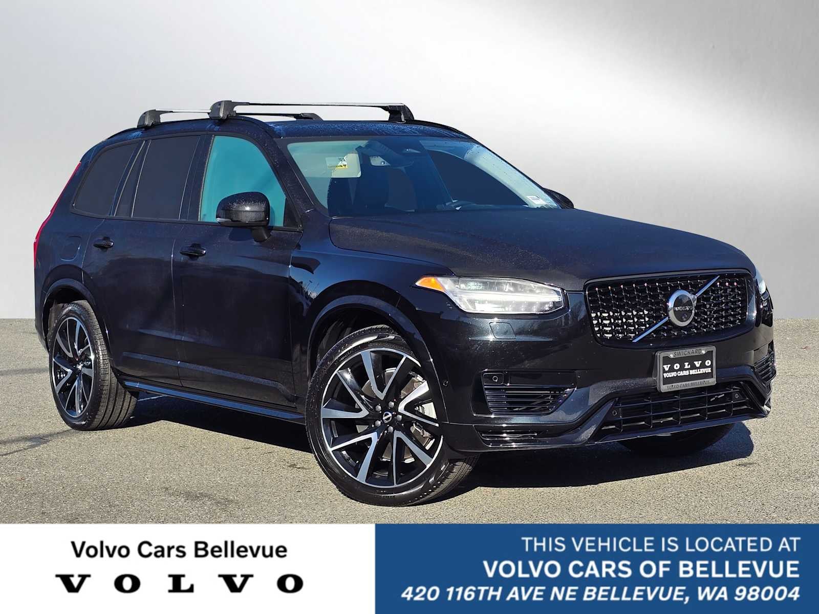 2023 Volvo XC90 Recharge Plug-In Hybrid Ultimate Dark Theme
