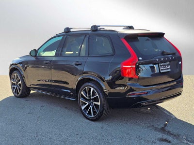 2023 Volvo XC90 Recharge Plug-In Hybrid Ultimate Dark Theme
