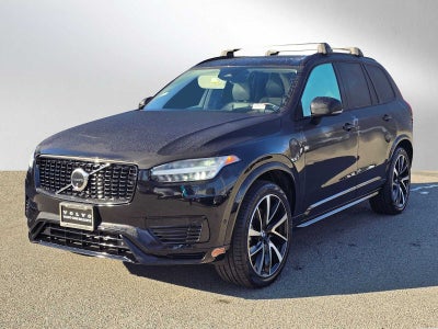 2023 Volvo XC90 Recharge Plug-In Hybrid Ultimate Dark Theme