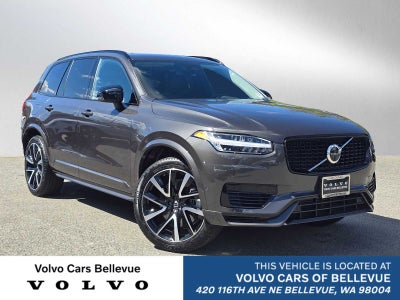 2023 Volvo XC90 Recharge Plug-In Hybrid Ultimate Dark Theme