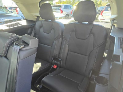 2023 Volvo XC90 Recharge Plug-In Hybrid Ultimate Dark Theme