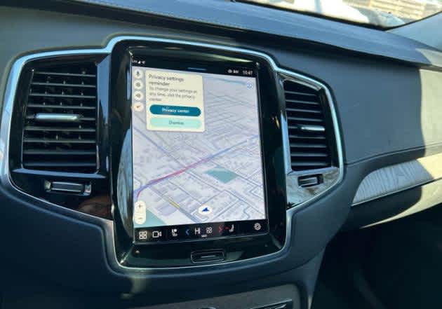 2023 Volvo XC90 Recharge Plug-In Hybrid Ultimate Dark Theme