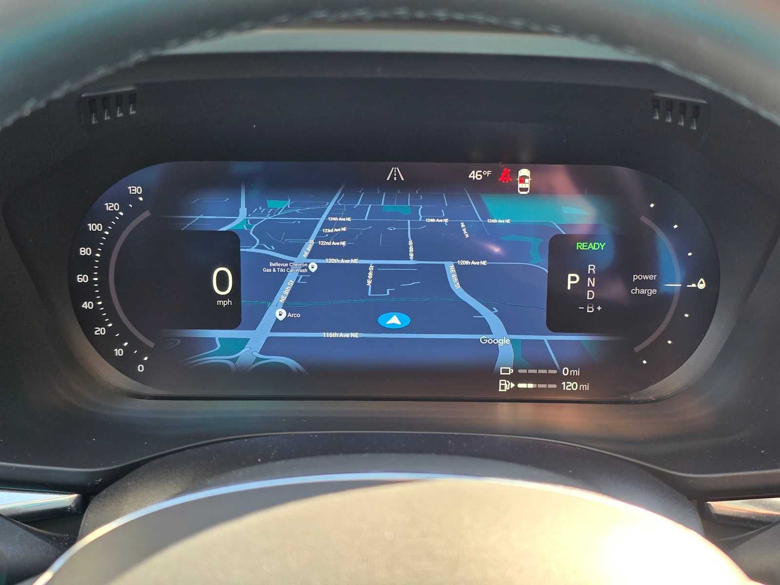 2023 Volvo XC60 Recharge Plug-In Hybrid Ultimate Bright Theme