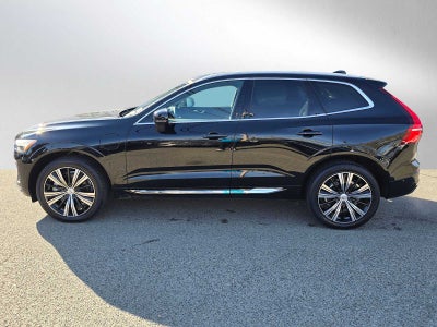 2023 Volvo XC60 Recharge Plug-In Hybrid Ultimate Bright Theme