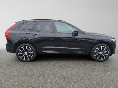 2023 Volvo XC60 Recharge Plug-In Hybrid Plus Dark Theme