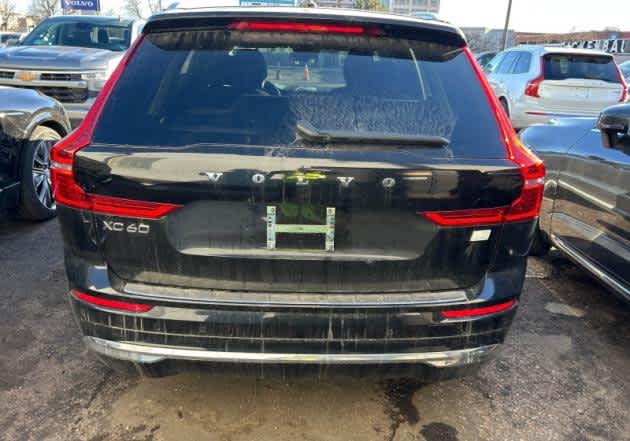 2023 Volvo XC60 Recharge Plug-In Hybrid Plus Bright Theme