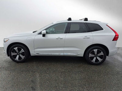 2023 Volvo XC60 Recharge Plug-In Hybrid Plus Bright Theme