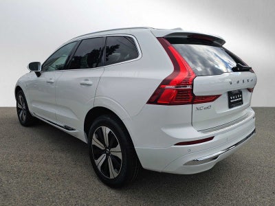 2023 Volvo XC60 Recharge Plug-In Hybrid Core Bright Theme