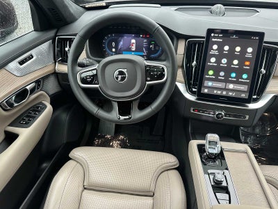 2025 Volvo XC90 Plug-In Hybrid Ultra