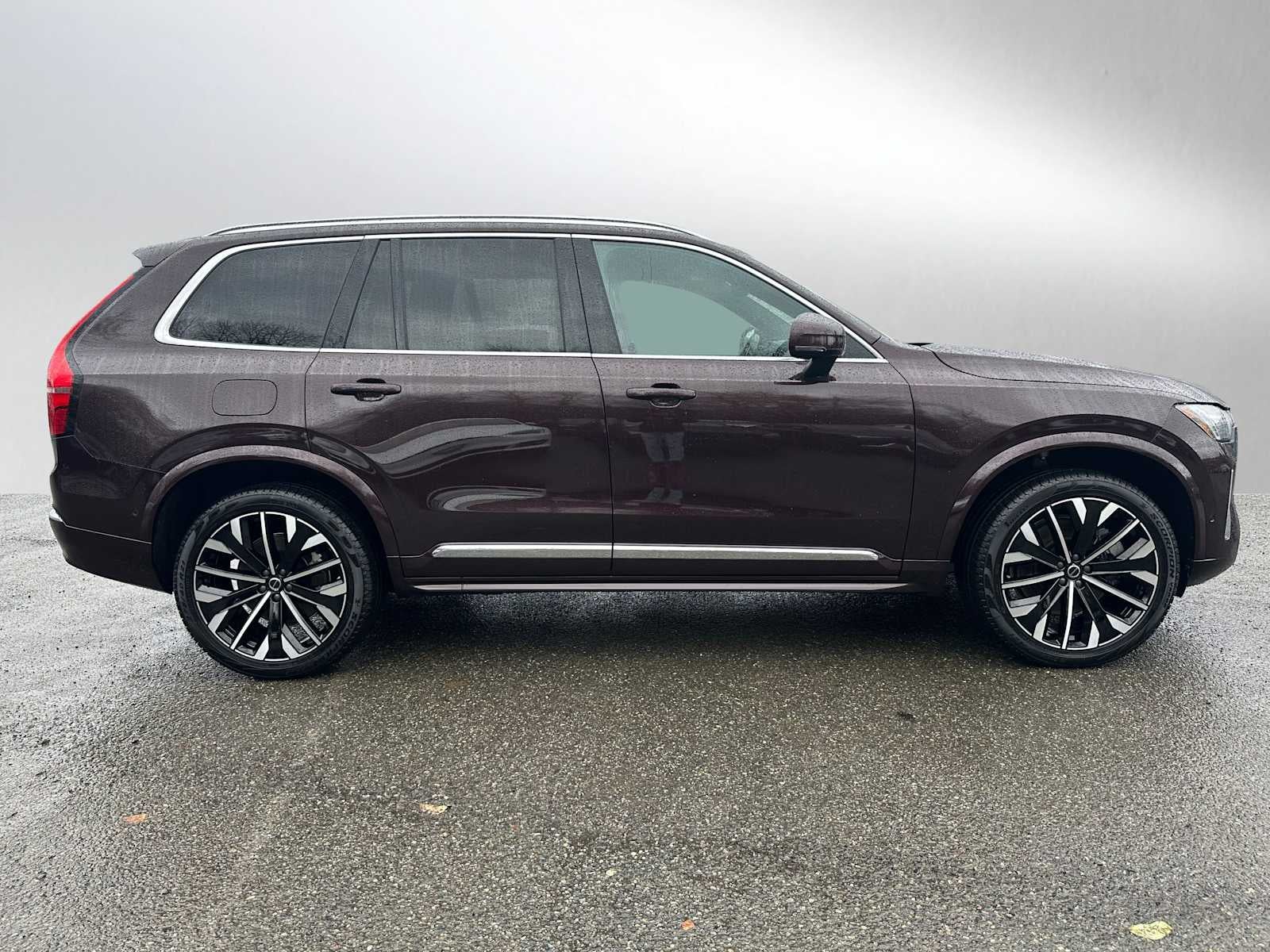 2025 Volvo XC90 Plug-In Hybrid Ultra
