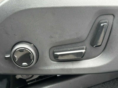 2025 Volvo XC90 Plug-In Hybrid Ultra