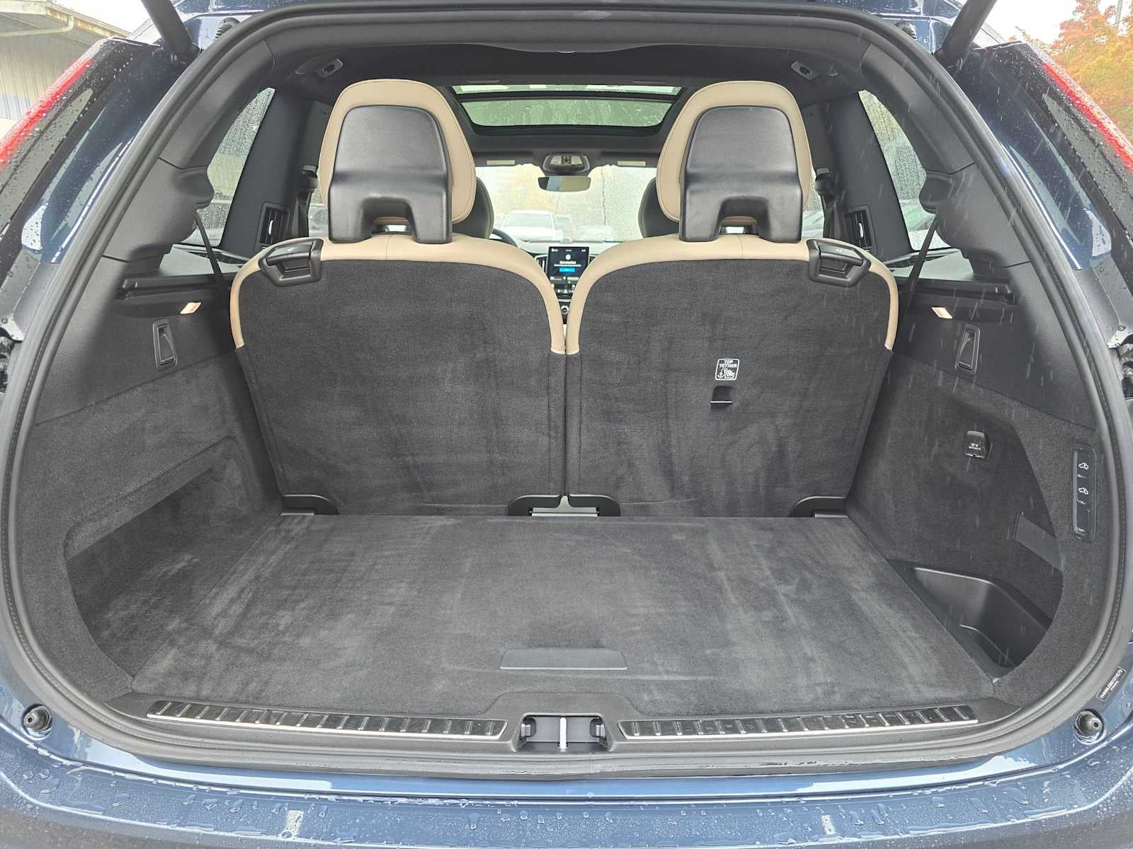 2025 Volvo XC90 Plug-In Hybrid Ultra