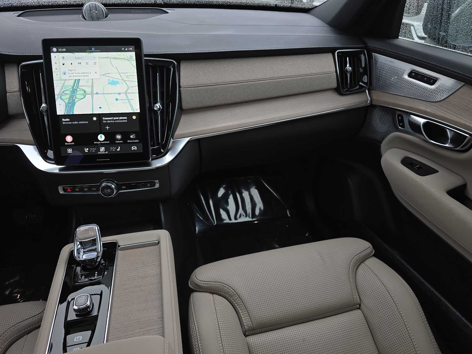 2025 Volvo XC90 Plug-In Hybrid Ultra