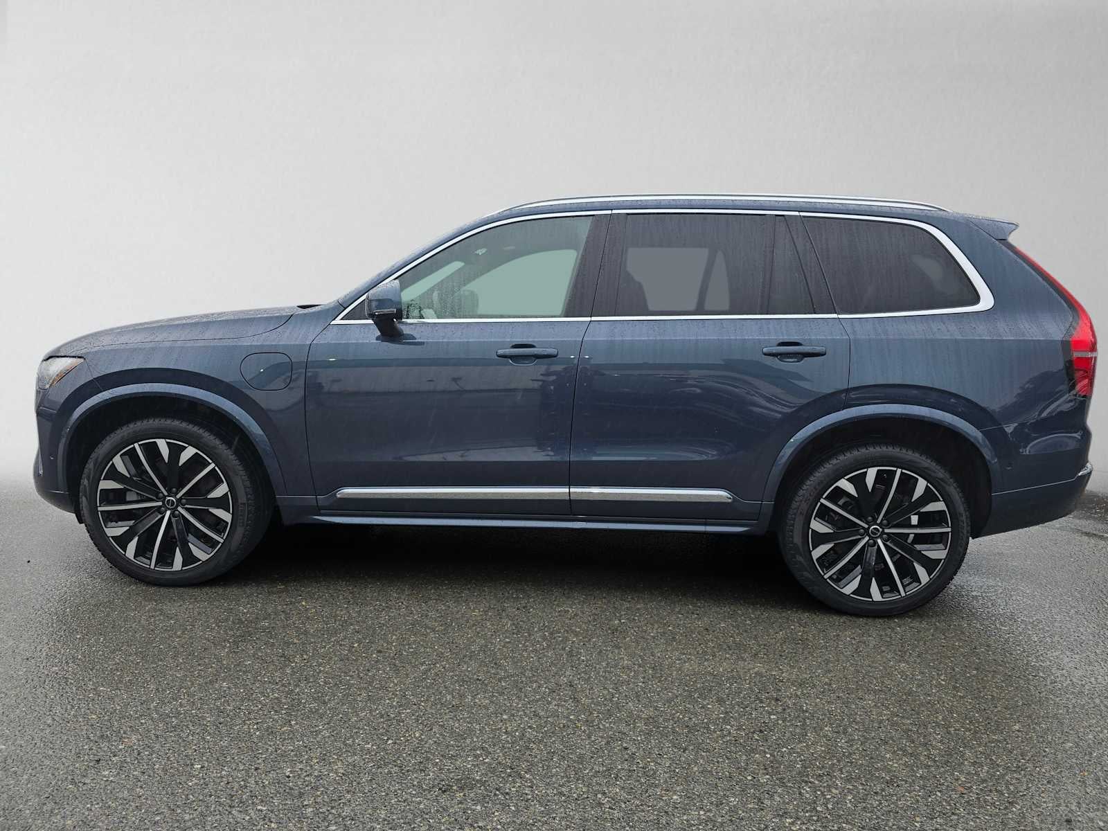 2025 Volvo XC90 Plug-In Hybrid Ultra