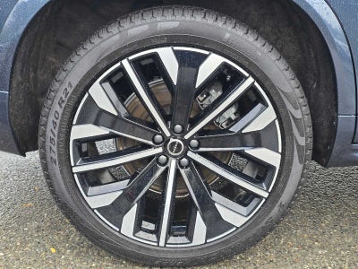 2025 Volvo XC90 Plug-In Hybrid Ultra