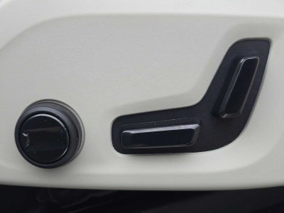2024 Volvo XC90 Recharge Plug-In Hybrid Plus