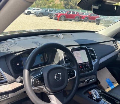 2024 Volvo XC90 Recharge Plug-In Hybrid Ultimate