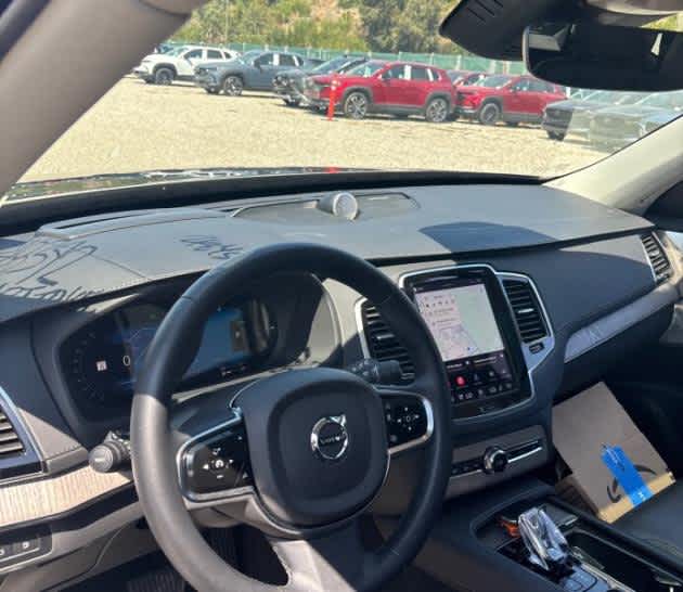 2024 Volvo XC90 Recharge Plug-In Hybrid Ultimate